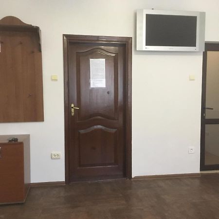 Міні-Готель Нептун Rivne Eksteriør bilde